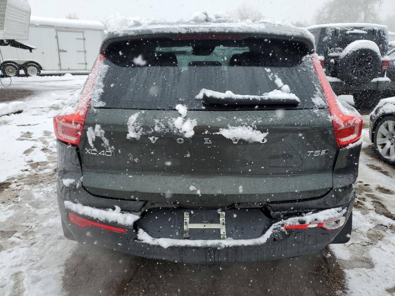 2019 Volvo XC40 VIN YV4162UL3K2106661 Copart auction photo, front end damage thumbnail 6