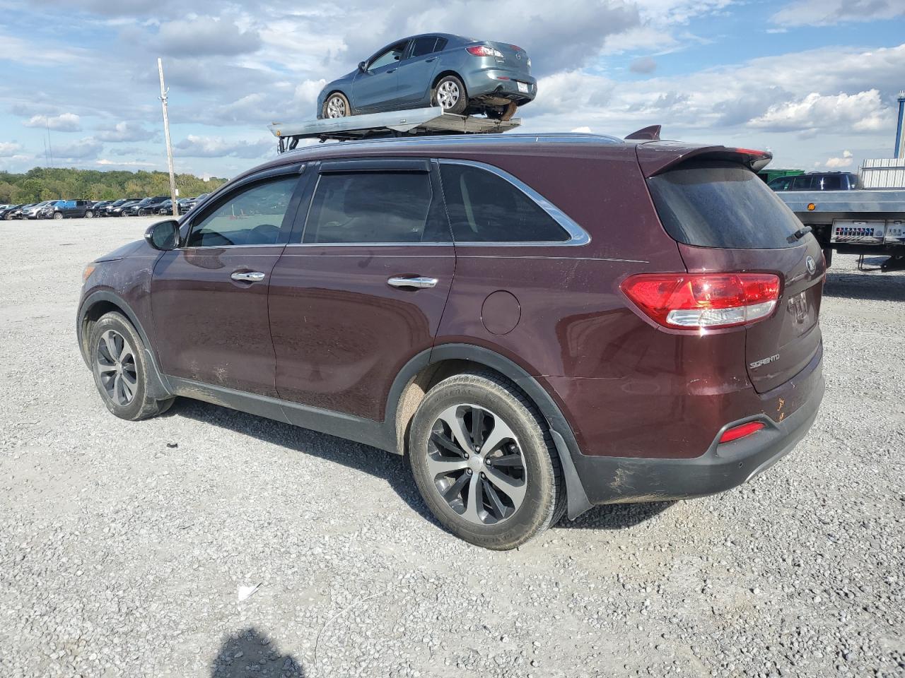 2017 KIA Sorento VIN 5XYPH4A54HG252090 Copart auction photo, front end / minor dent/scratches damage thumbnail 2