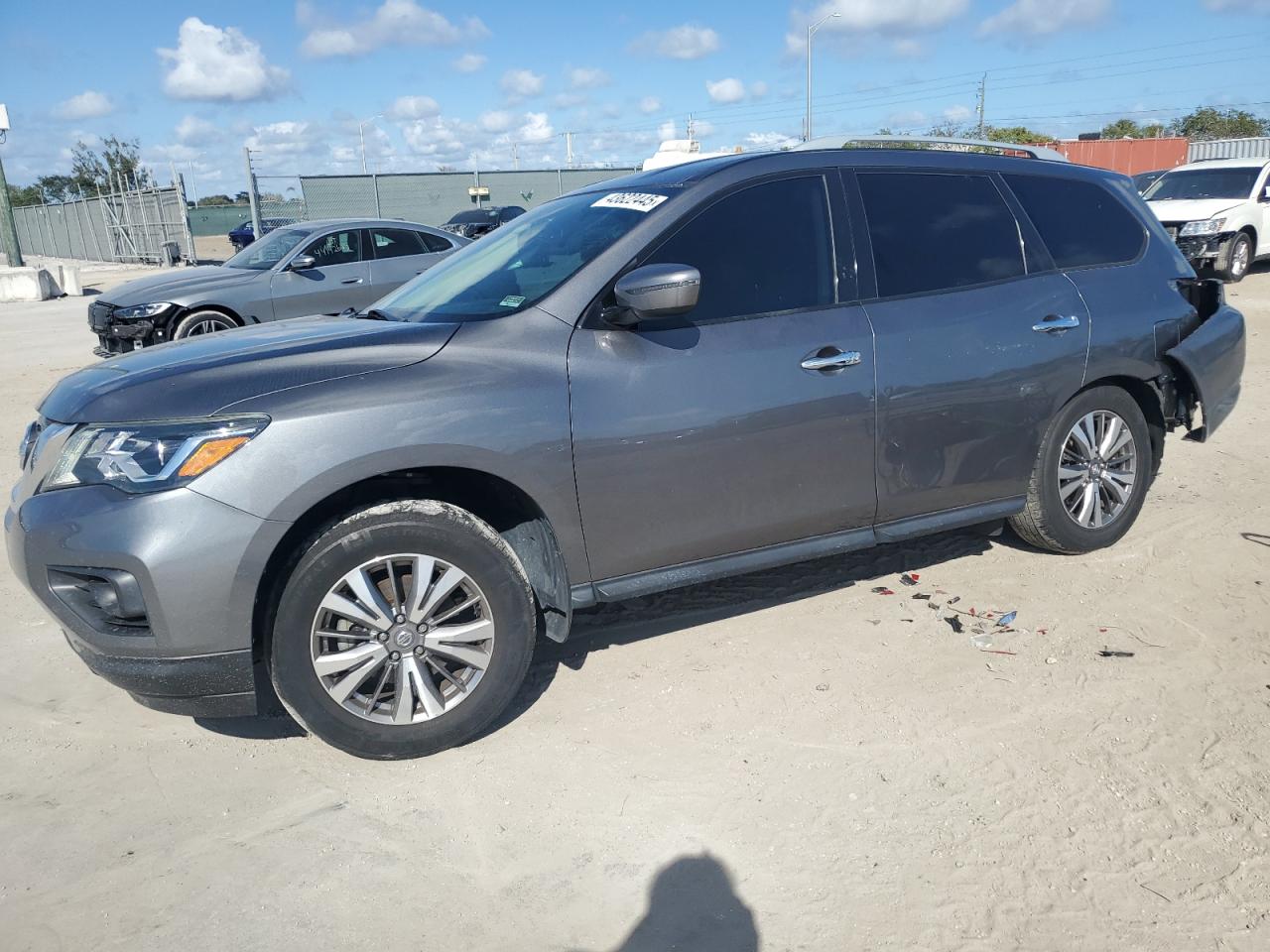 2019 Nissan Pathfinder VIN 5N1DR2MN0KC610177