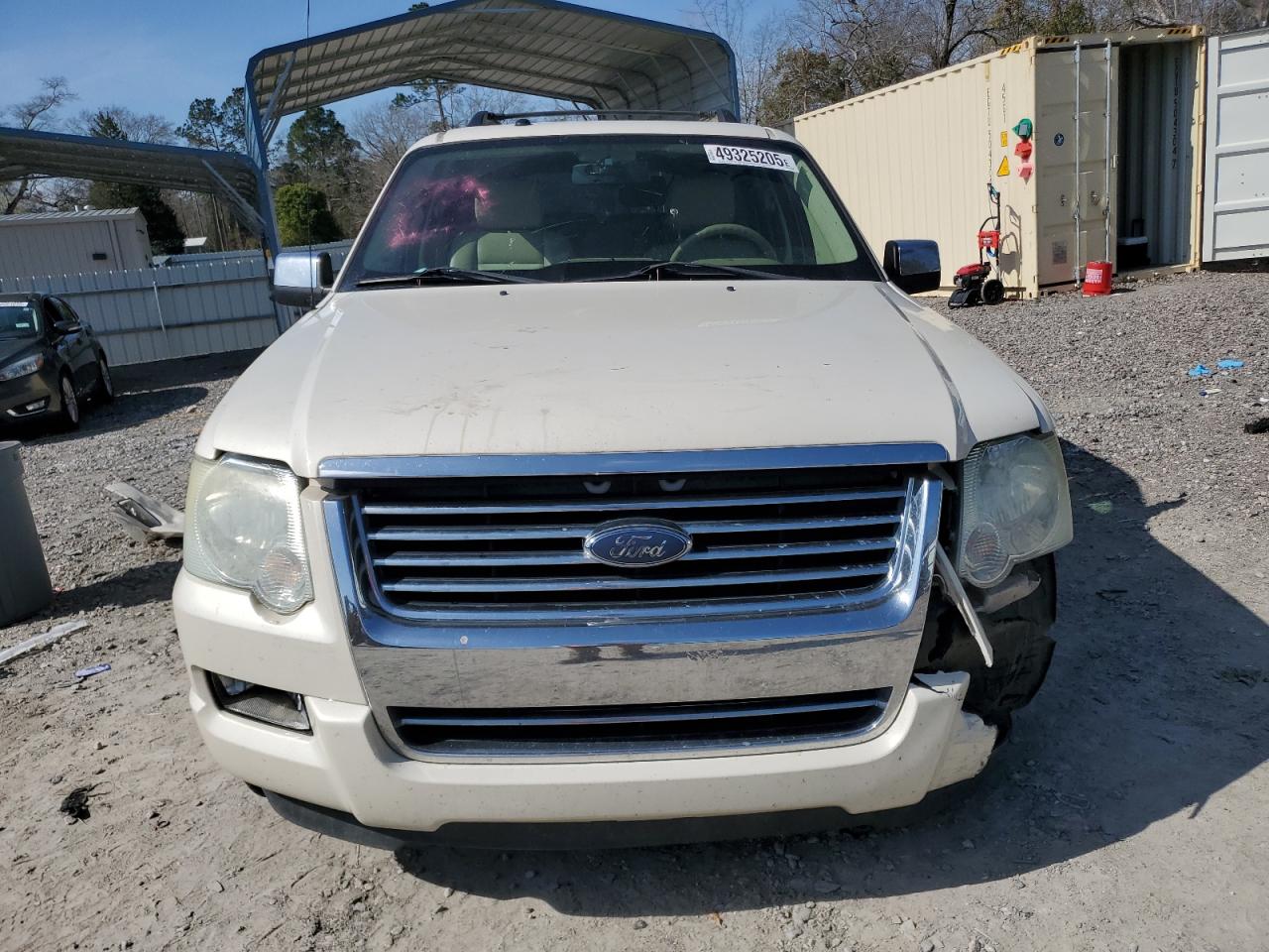 2007 Ford Explorer VIN 1FMEU65877UB04950 Copart auction photo, front end / minor dent/scratches damage thumbnail 5