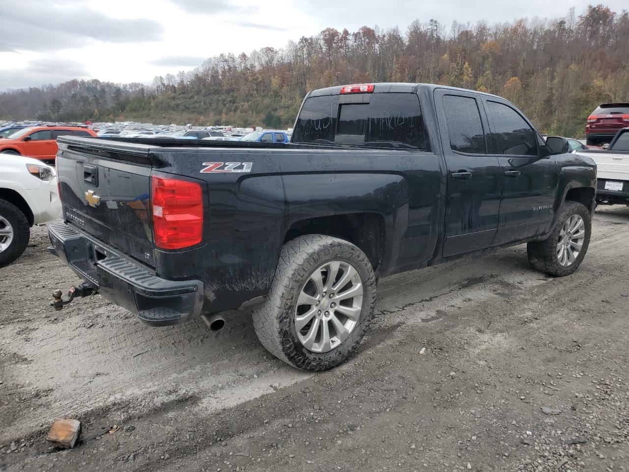 2017 Chevrolet Silverado VIN 1GCVKREC2HZ239385 Copart auction photo, front end damage thumbnail 3