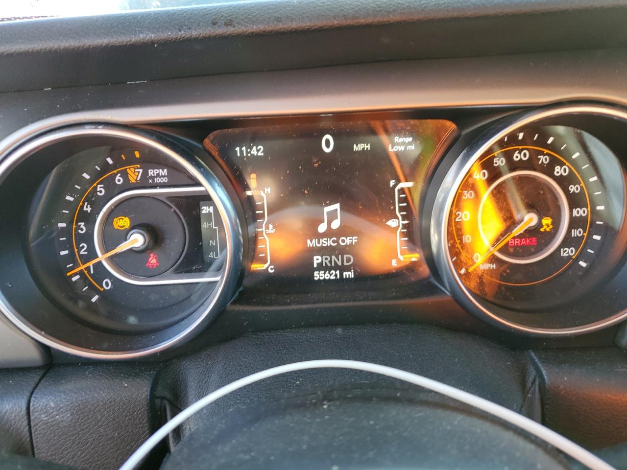 2019 Jeep Wrangler VIN 1C4HJXDG4KW617918 Copart auction photo, front end / side damage thumbnail 9