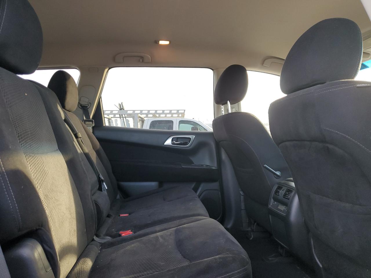2015 Nissan Pathfinder VIN 5N1AR2MM7FC602352 Copart auction photo, front end / side damage thumbnail 11