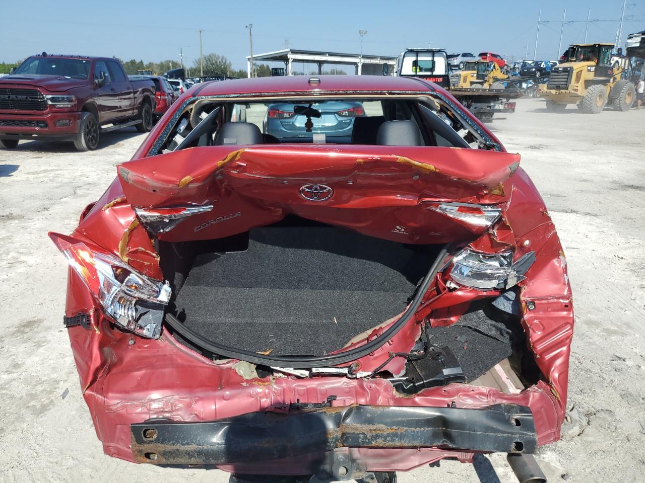 2015 Toyota Corolla VIN 5YFBURHE3FP264992 Copart auction photo, rear end damage thumbnail 6
