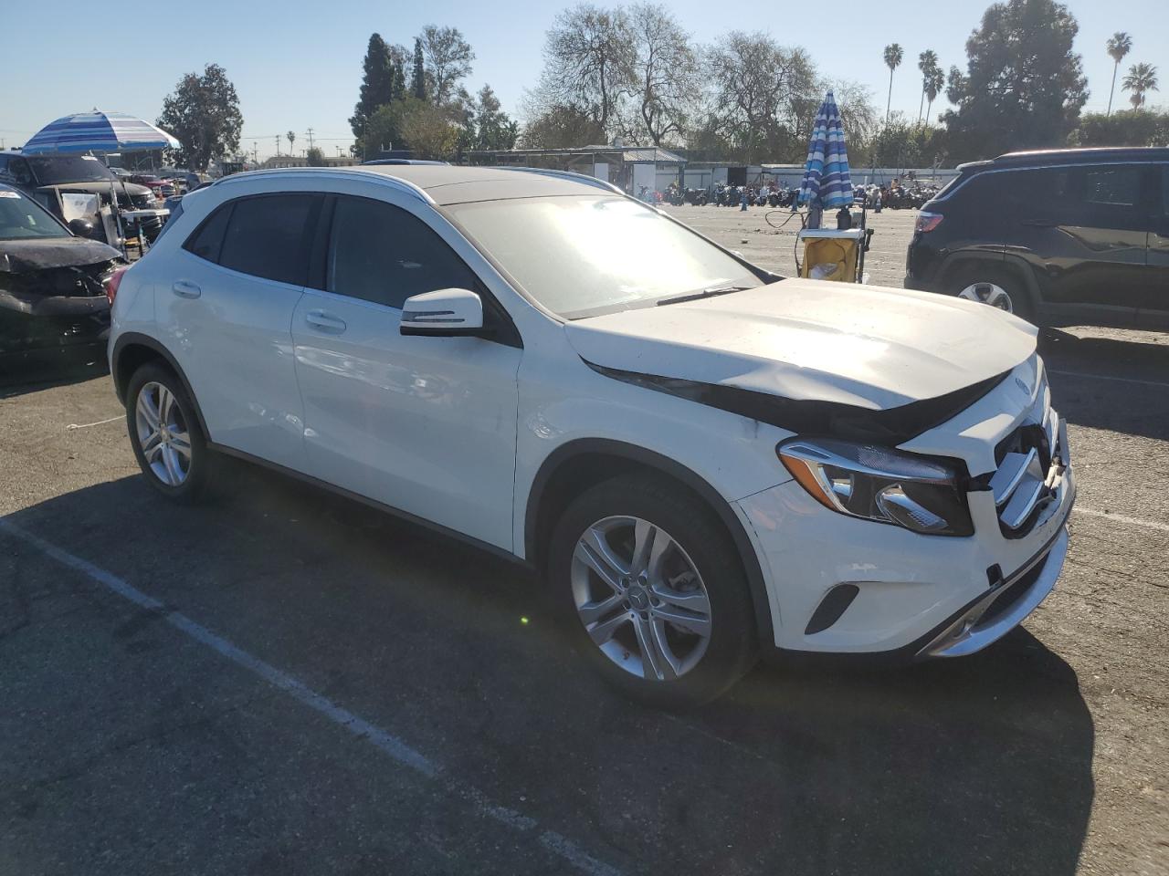 2017 Mercedes-Benz GLA-klasse VIN WDCTG4EB9HJ288157 Copart auction photo, front end damage thumbnail 4