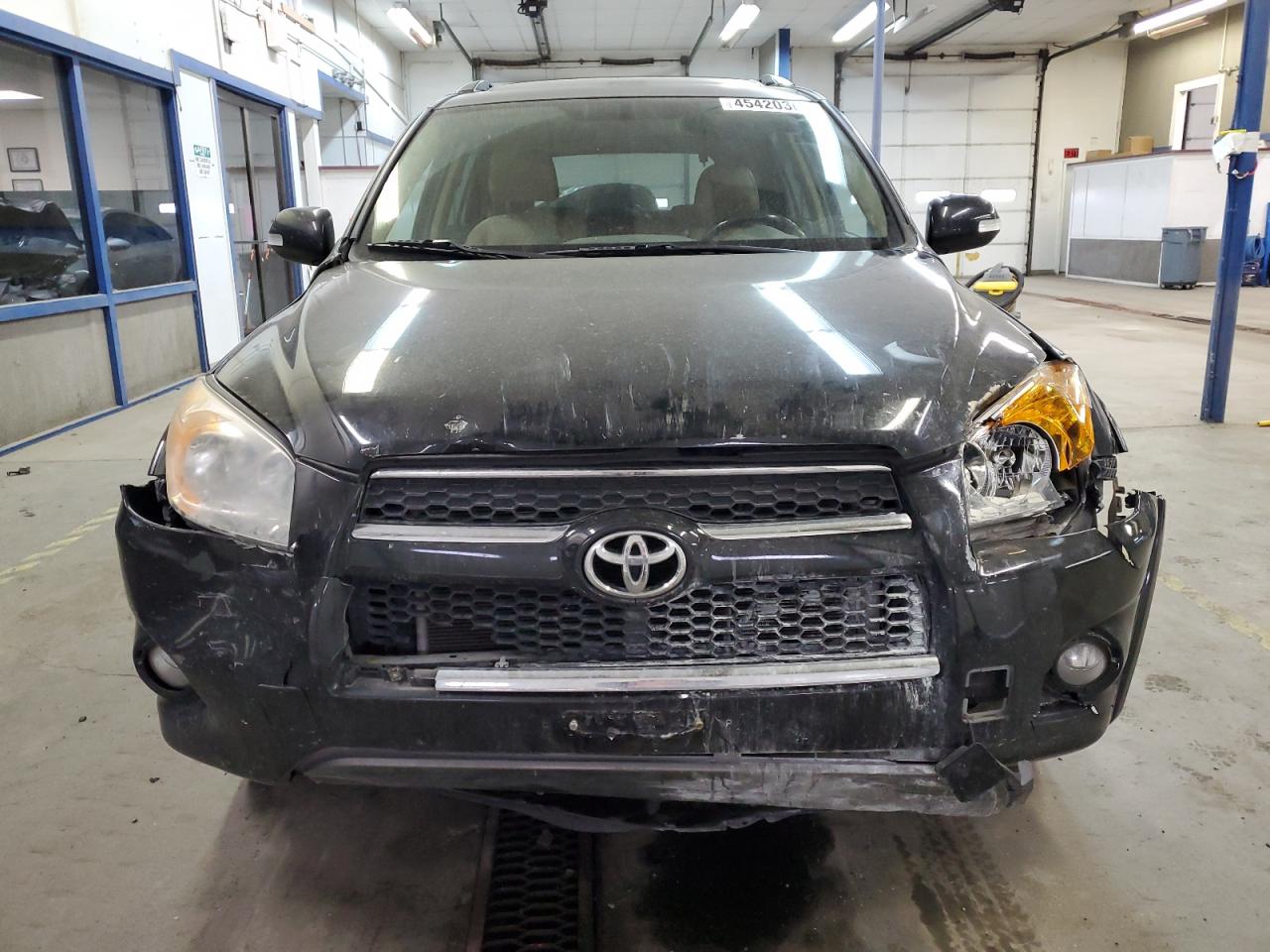 2009 Toyota RAV 4 VIN 2T3BF31V19W011844 Copart auction photo, front end damage thumbnail 5