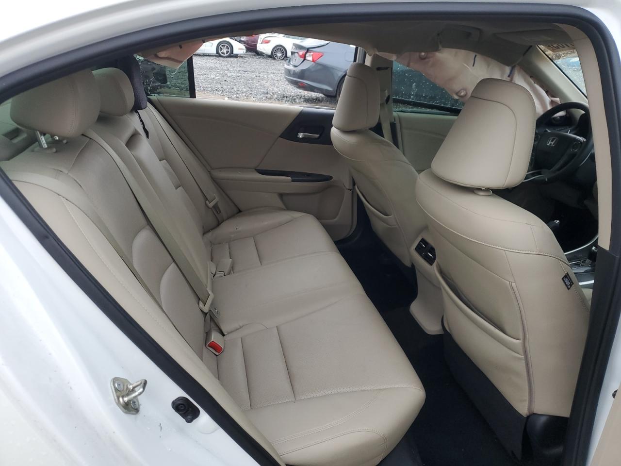 2015 Honda Accord VIN 1HGCR2F81FA048056 Copart auction photo, side / rear end damage thumbnail 11