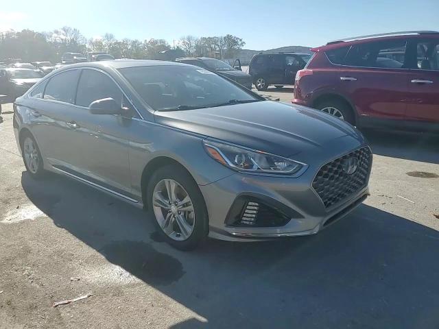 2018 Hyundai Sonata VIN 5NPE34AF3JH708805 Copart auction photo, rear end / side damage thumbnail 11