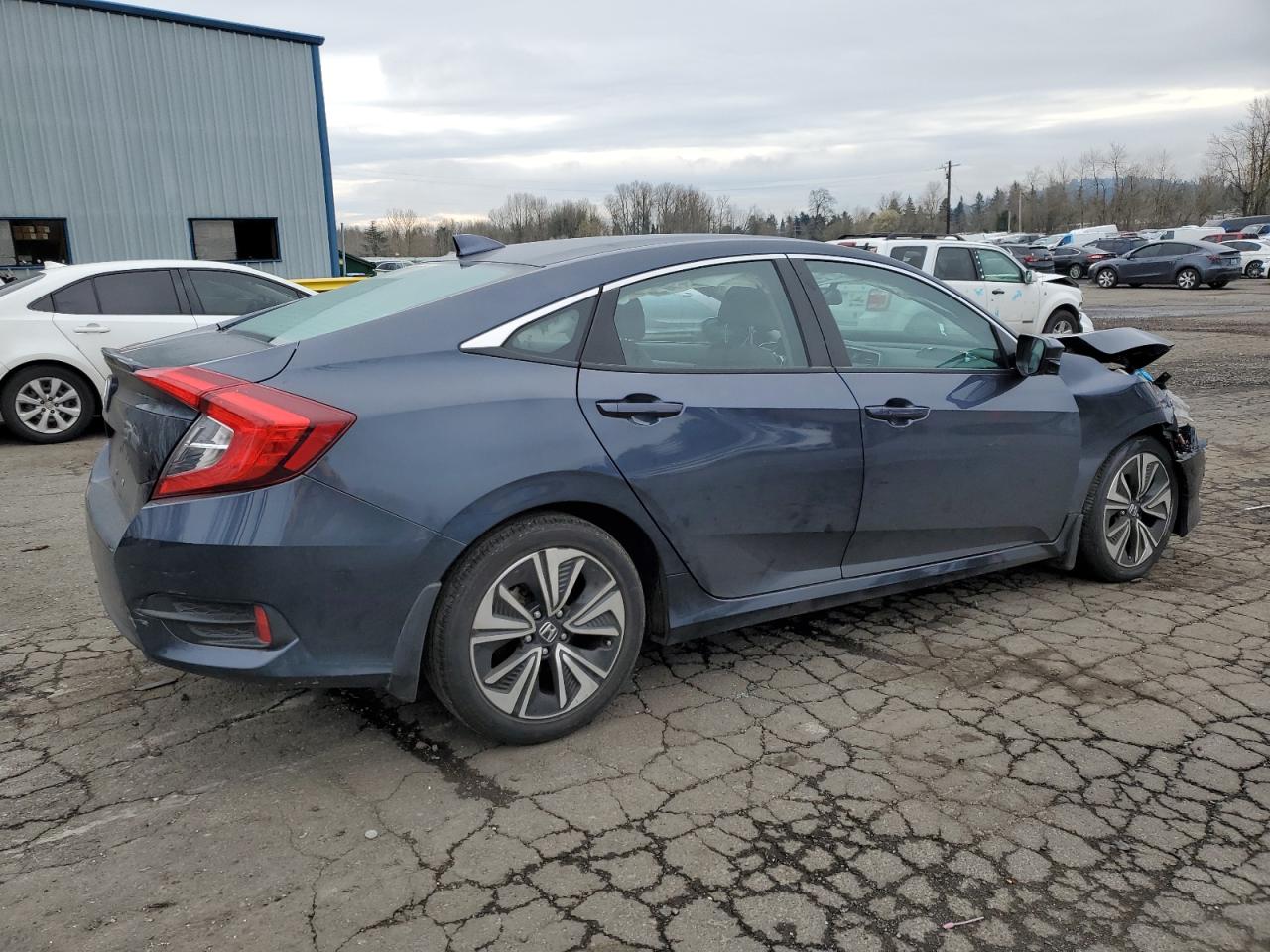 2017 Honda Civic VIN 2HGFC1F85HH634062 Copart auction photo, front end / side damage thumbnail 3