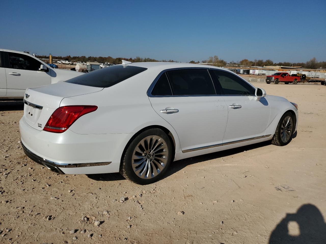 2018 Genesis G90 VIN KMHG34JA7JU041140 Copart auction photo, front end / side damage thumbnail 3
