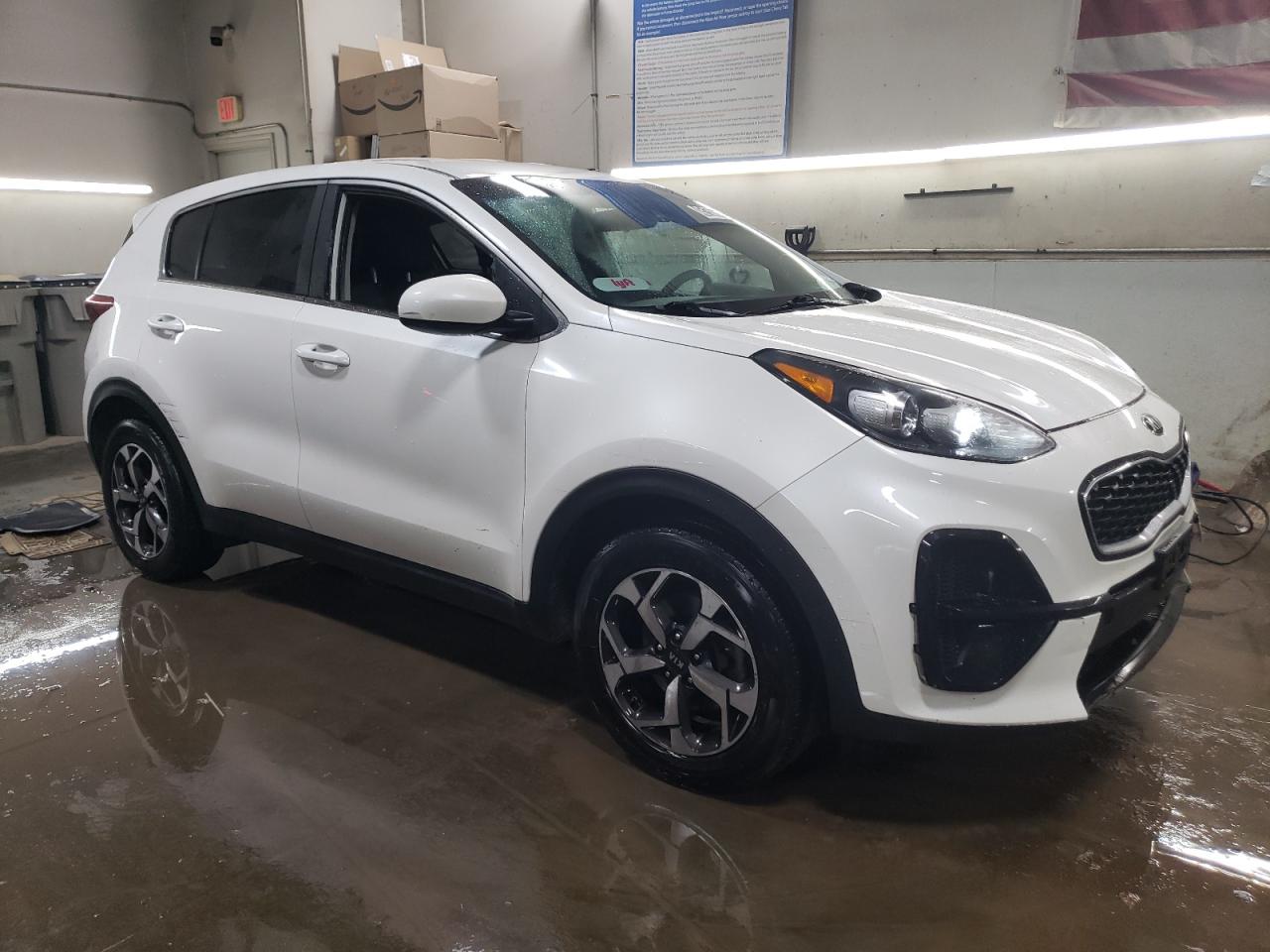2021 KIA Sportage VIN KNDPM3AC7M7928706 Copart auction photo, front end damage thumbnail 4