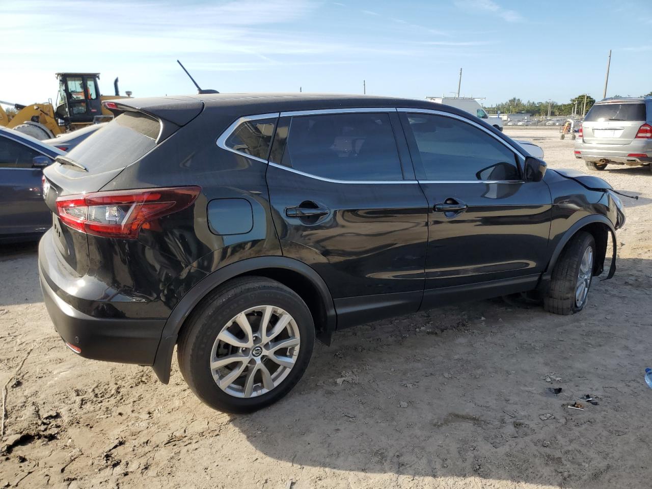 2021 Nissan Rogue VIN JN1BJ1AV9MW562345 Copart auction photo, front end / minor dent/scratches damage thumbnail 3
