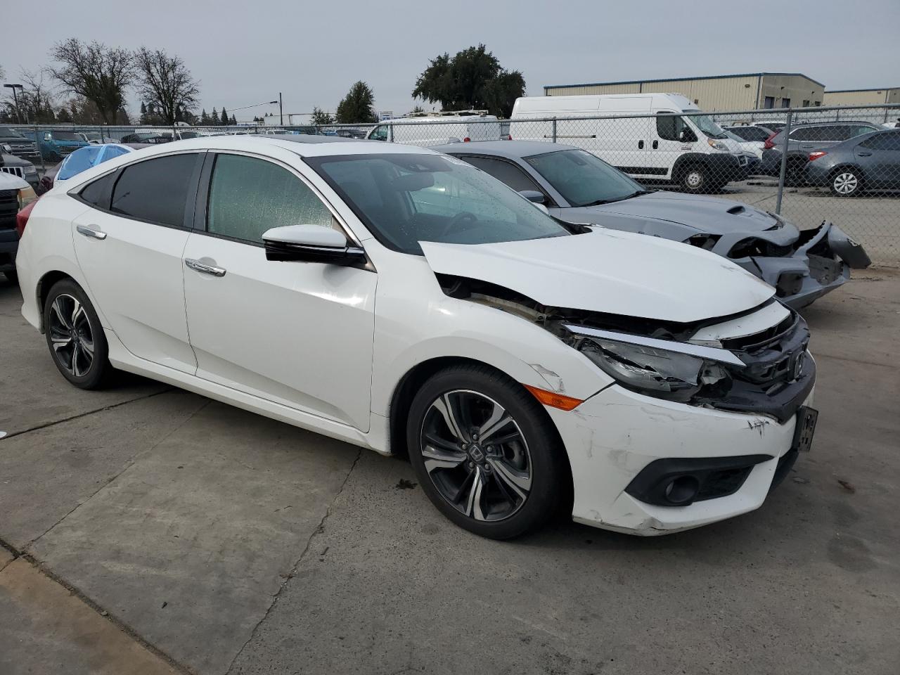 2016 Honda Civic VIN 2HGFC1F99GH635111 Copart auction photo, front end damage thumbnail 4