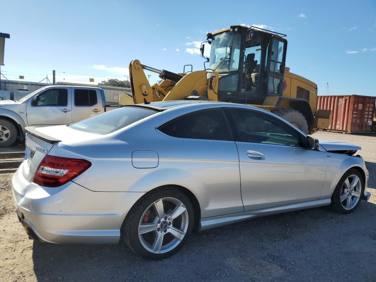 2013 Mercedes-Benz C-klasse VIN WDDGJ4HB5DG010292 Copart auction photo, front end damage thumbnail 3