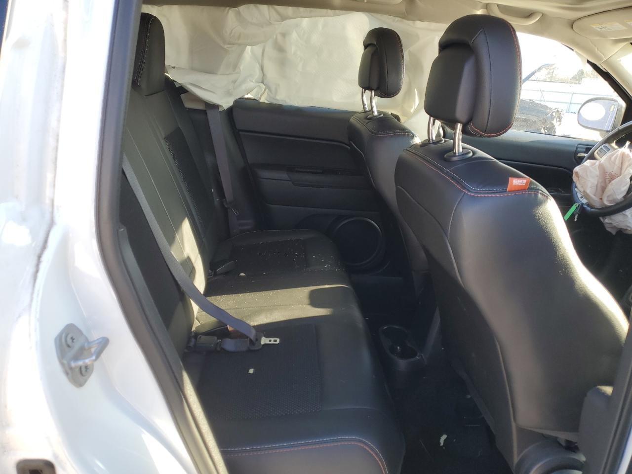 2017 Jeep Compass VIN 1C4NJDBBXHD135497 Copart auction photo, front end damage thumbnail 11