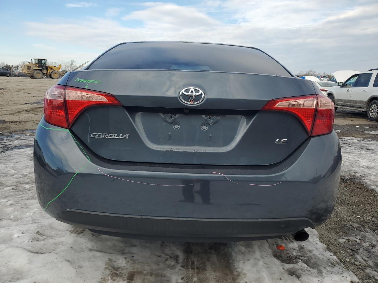 2018 Toyota Corolla VIN 2T1BURHE3JC104829 Copart auction photo, side / front end damage thumbnail 6