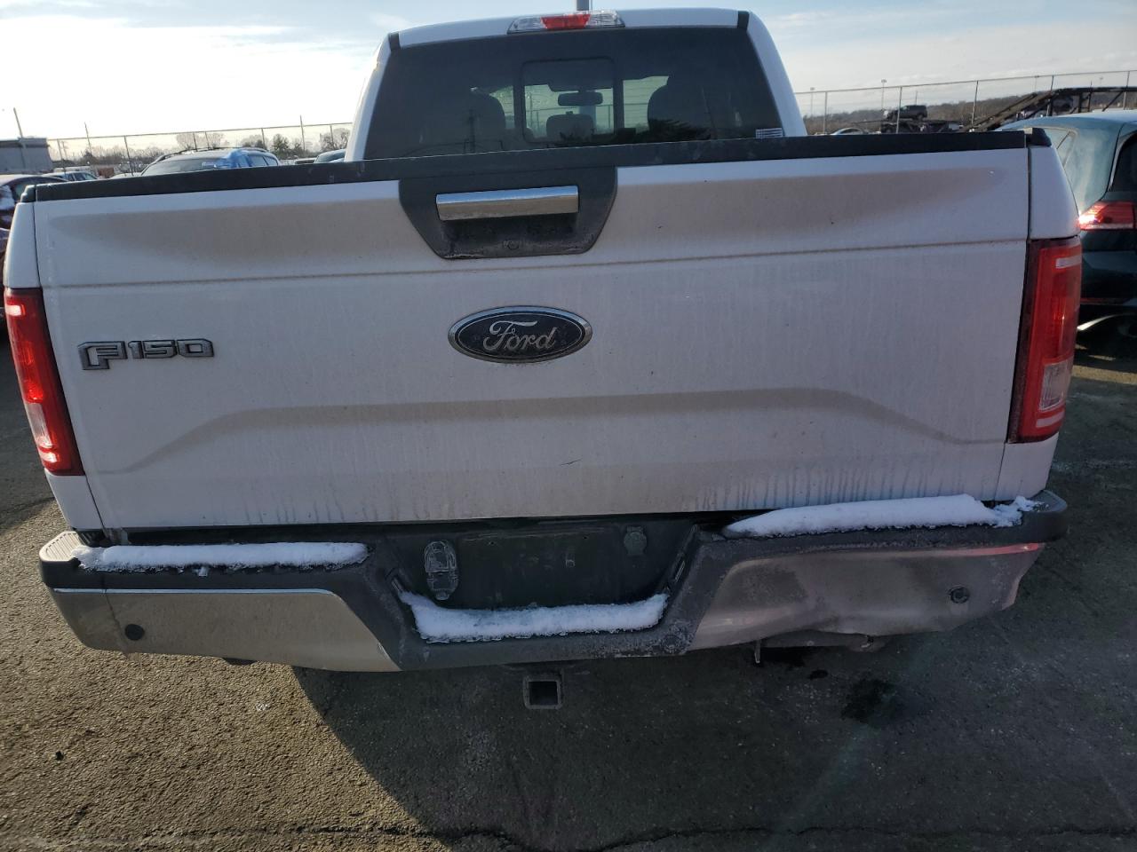 2017 Ford F-150 VIN 1FTFX1EF7HKE55243 Copart auction photo, front end damage thumbnail 6
