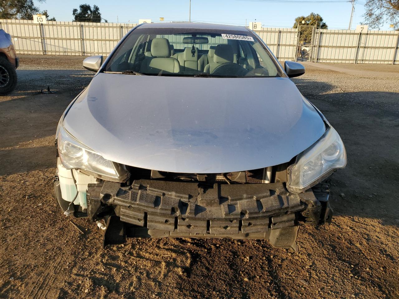 2015 Toyota Camry VIN 4T4BF1FK2FR483953 Copart auction photo, front end damage thumbnail 5