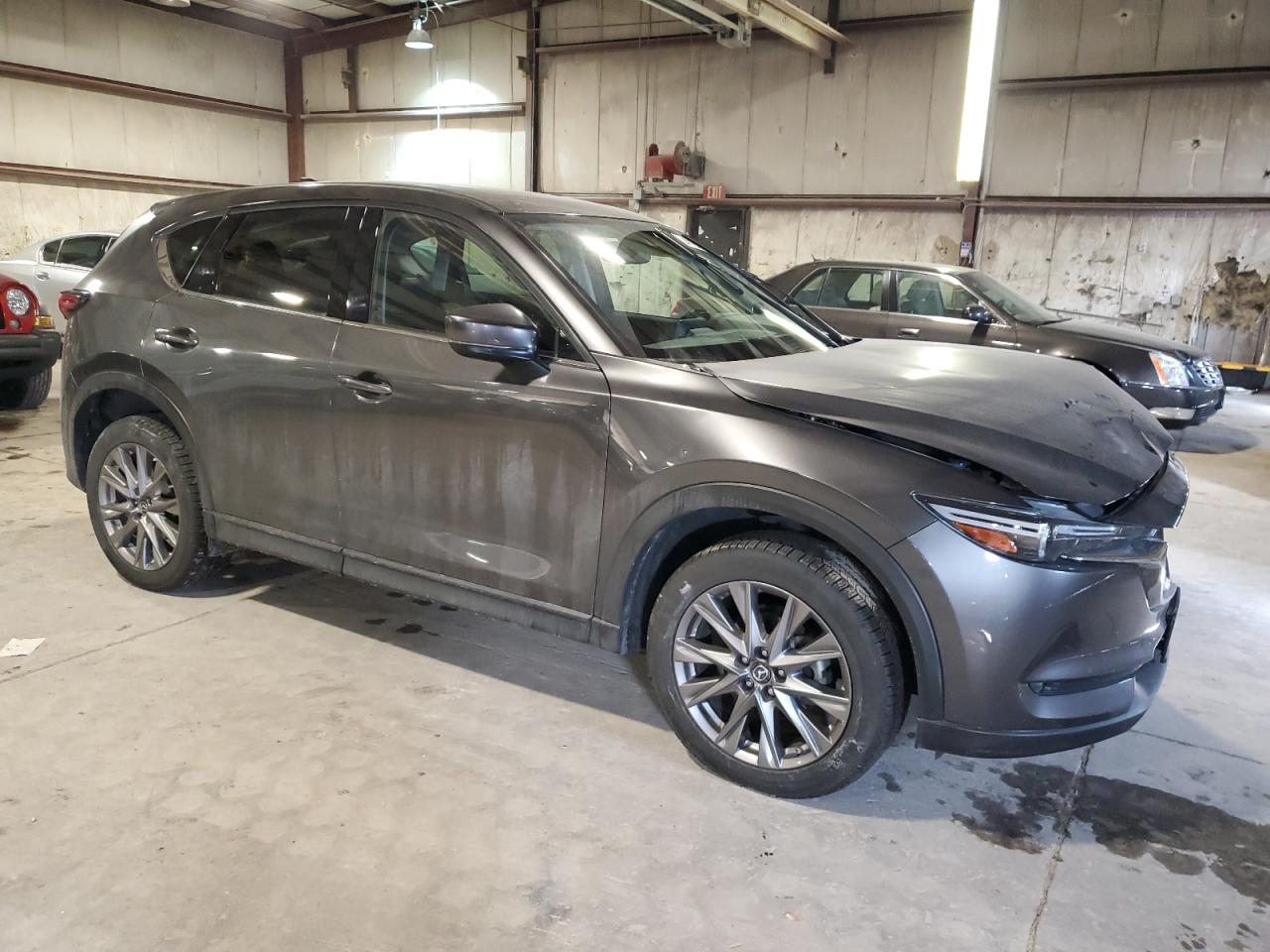 2020 Mazda CX-5 VIN JM3KFBDM7L1807637 Copart auction photo, front end / minor dent/scratches damage thumbnail 4