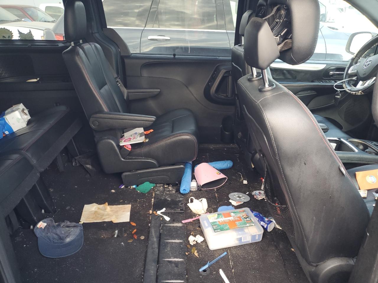 2016 Dodge Caravan VIN 2C4RDGEG1GR343460 Copart auction photo, water/flood damage thumbnail 11