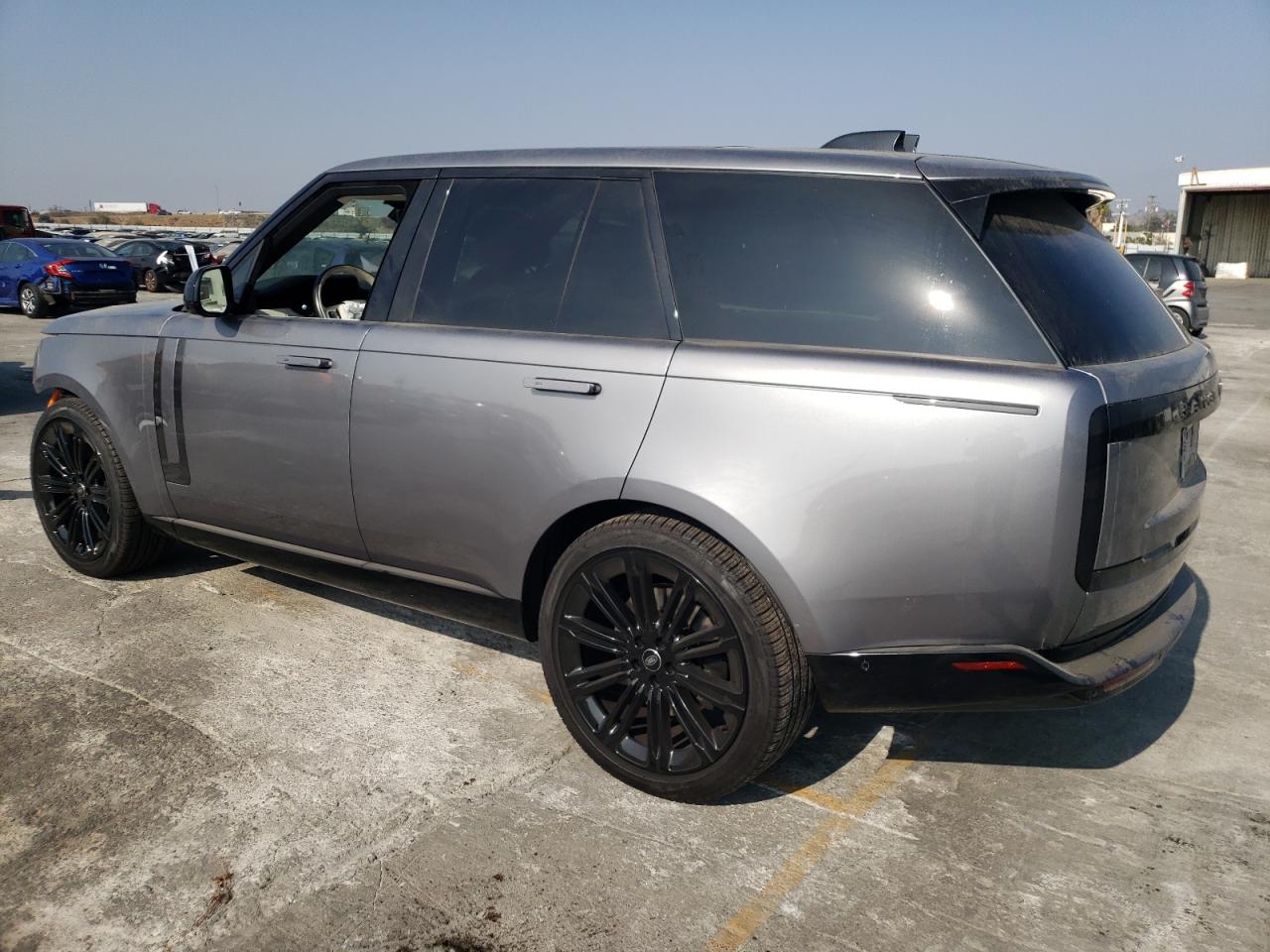 2024 Land Rover Range Rover VIN SALKP9E91RA233403 Copart auction photo, front end damage thumbnail 2