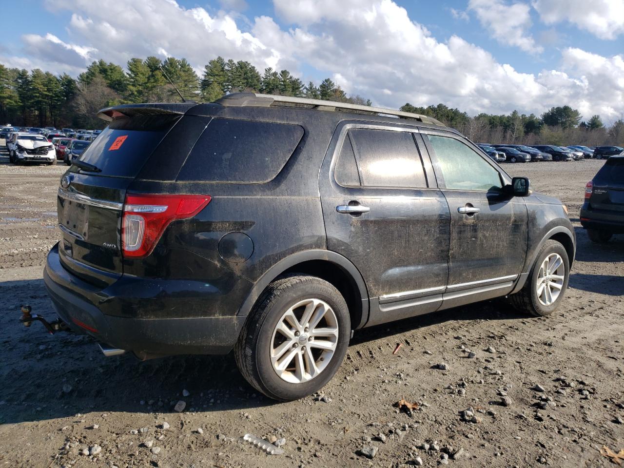 2011 Ford Explorer VIN 1FMHK8D84BGA94059 Copart auction photo, minor dent/scratches damage thumbnail 3