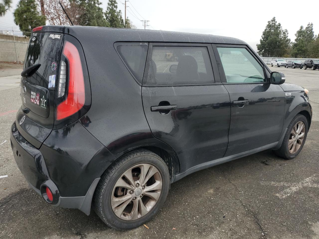 2016 KIA Soul VIN KNDJX3A52G7347147 Copart auction photo, vandalism / minor dent/scratches damage thumbnail 3