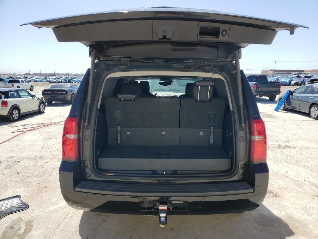 2015 Chevrolet Tahoe VIN 1GNSKBKC8FR172343 Copart auction photo, side / minor dent/scratches damage thumbnail 6