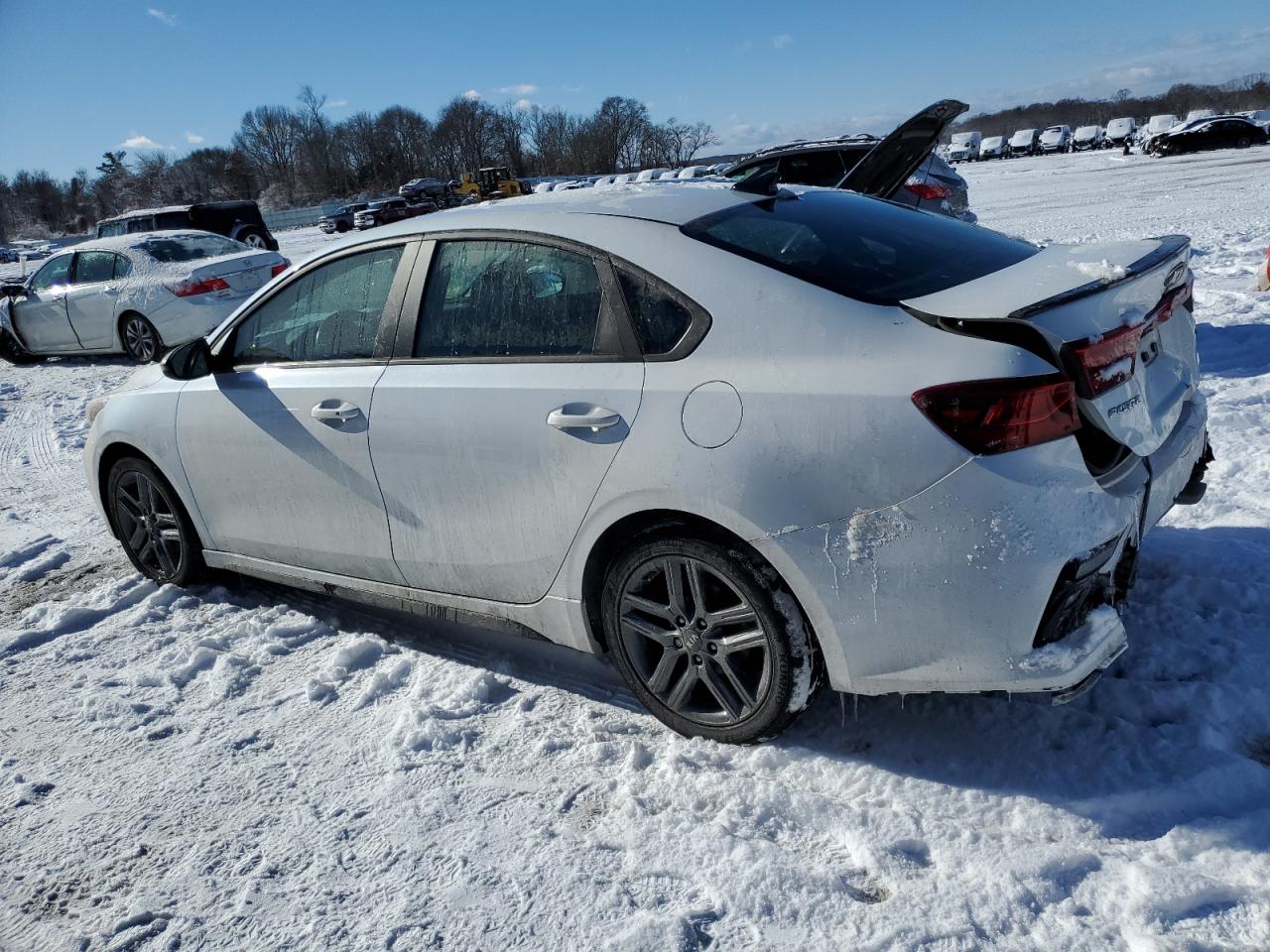 2021 KIA Forte VIN 3KPF34AD5ME376572 Copart auction photo, rear end / minor dent/scratches damage thumbnail 2
