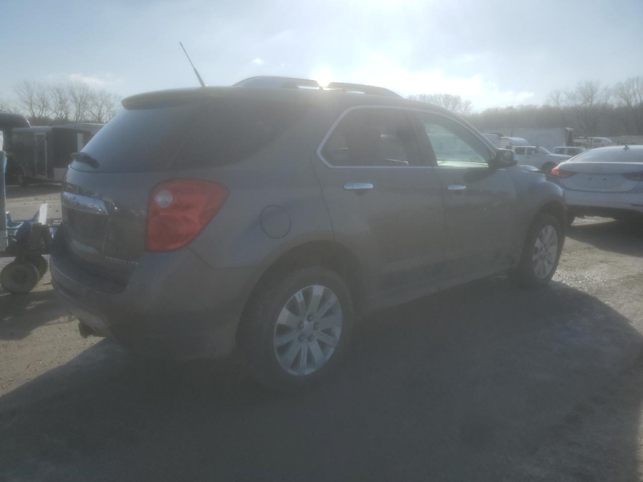 2010 Chevrolet Equinox VIN 2CNALFEW9A6296085 Copart auction photo, front end damage thumbnail 3