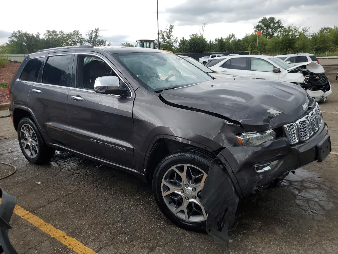 2020 Jeep Grand Cherokee VIN 1C4RJFCT0LC423791 Copart auction photo, front end / side damage thumbnail 4