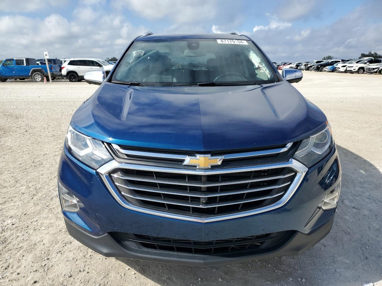2019 Chevrolet Equinox VIN 2GNAXNEV8K6220778 Copart auction photo, side / rear end damage thumbnail 5