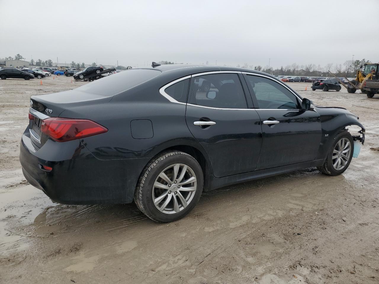2018 Infiniti Q70 VIN JN1BY1ARXJM220246 Copart auction photo, front end damage thumbnail 3