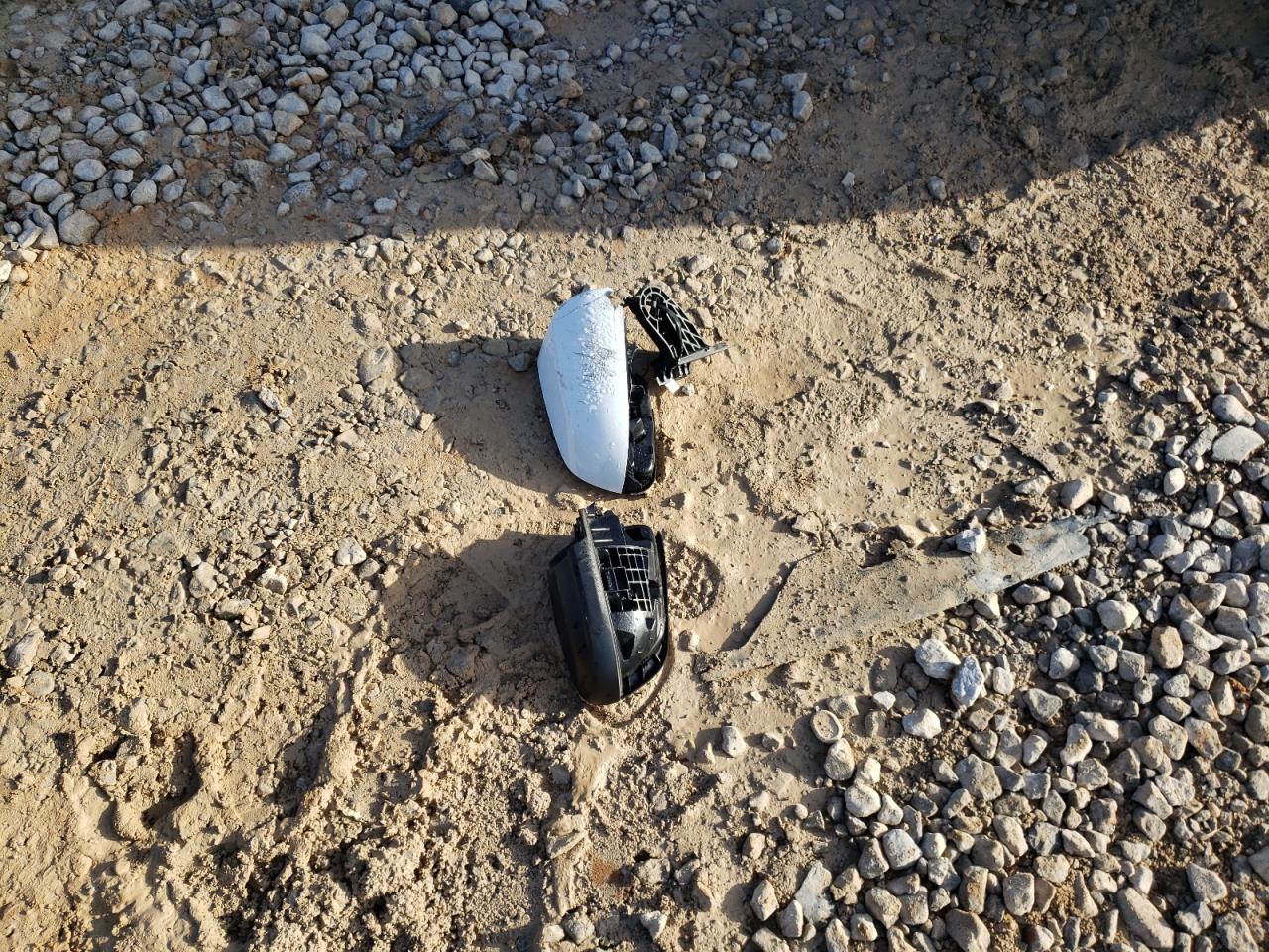 2021 Hyundai Venue VIN KMHRC8A37MU096211 Copart auction photo, rollover damage thumbnail 15