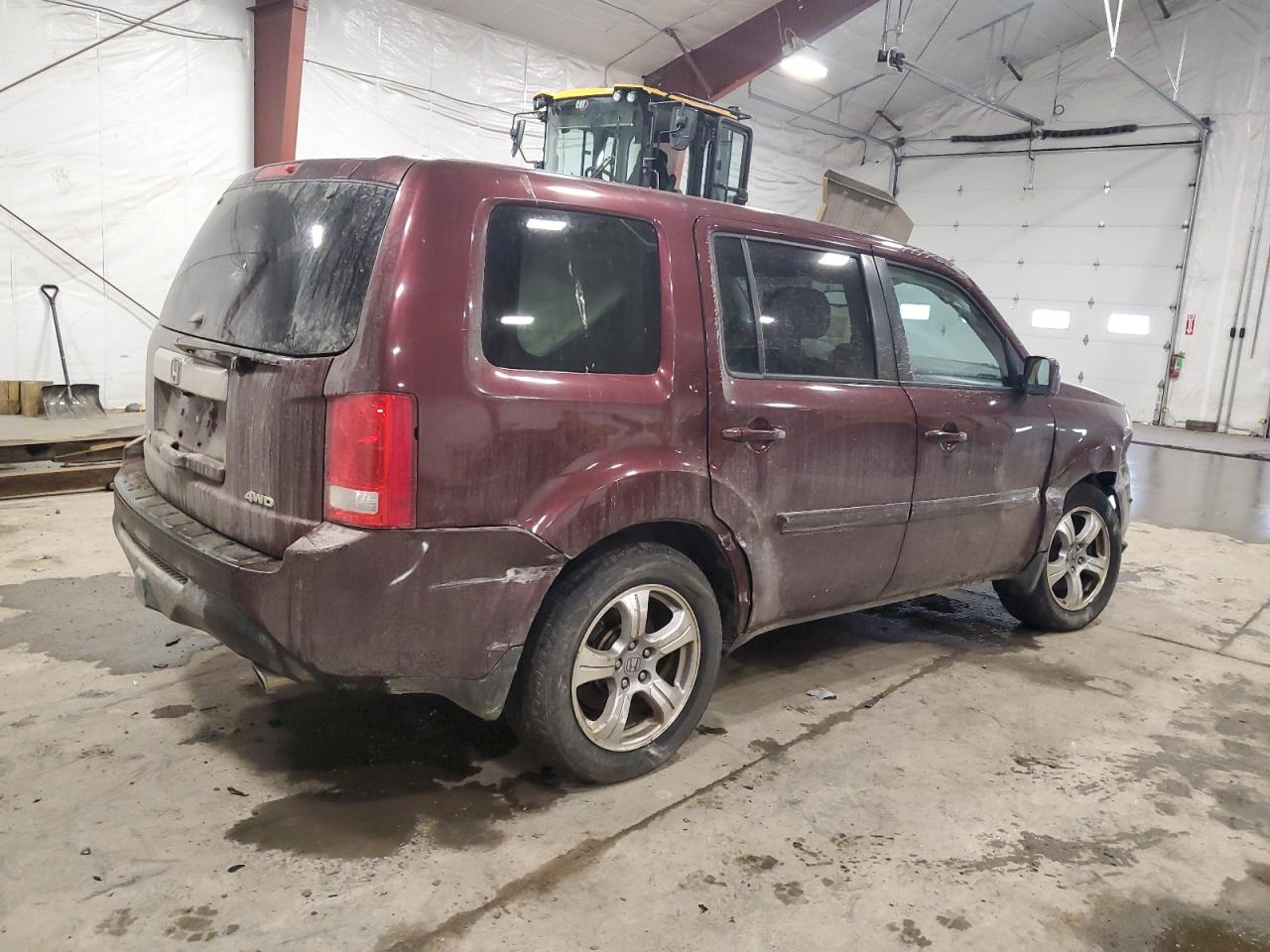 2015 Honda Pilot VIN 5FNYF4H51FB066771 Copart auction photo, front end / undercarriage damage thumbnail 3