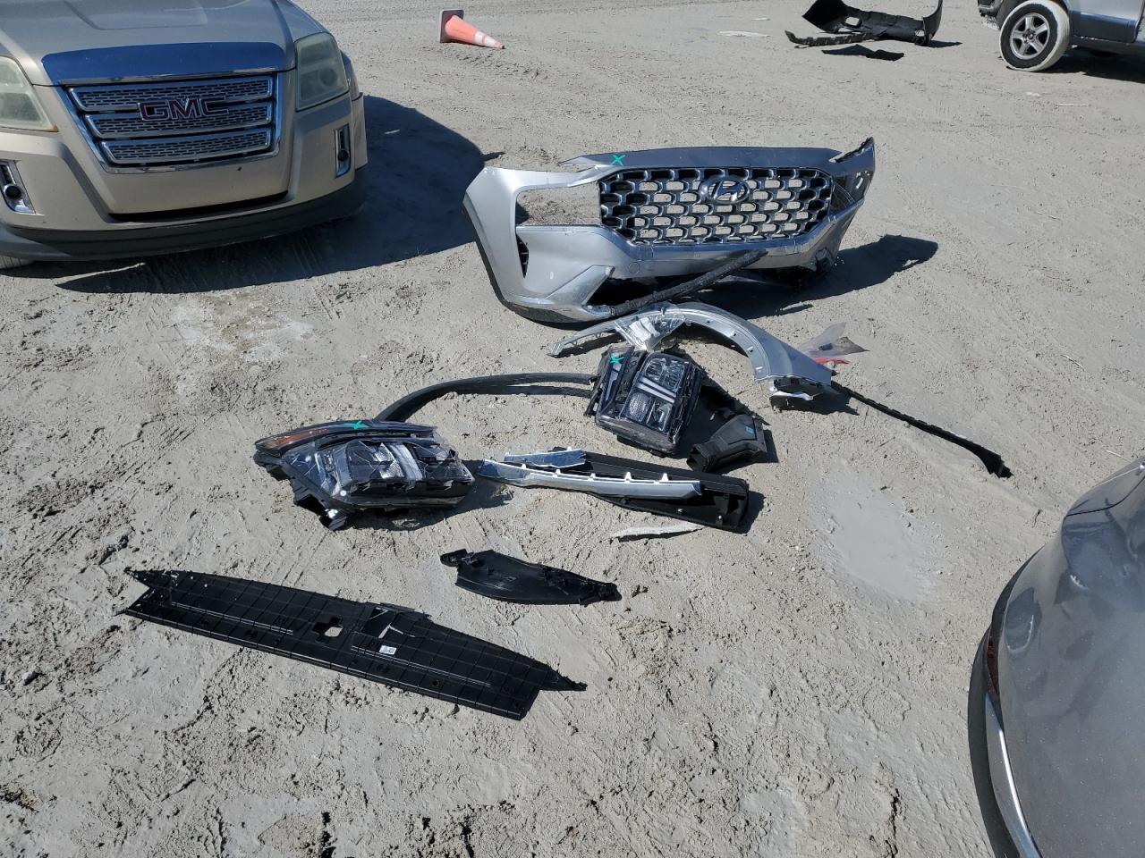2023 Hyundai Santa Fe VIN KM8S7DA22PU101521 Copart auction photo, front end damage thumbnail 13