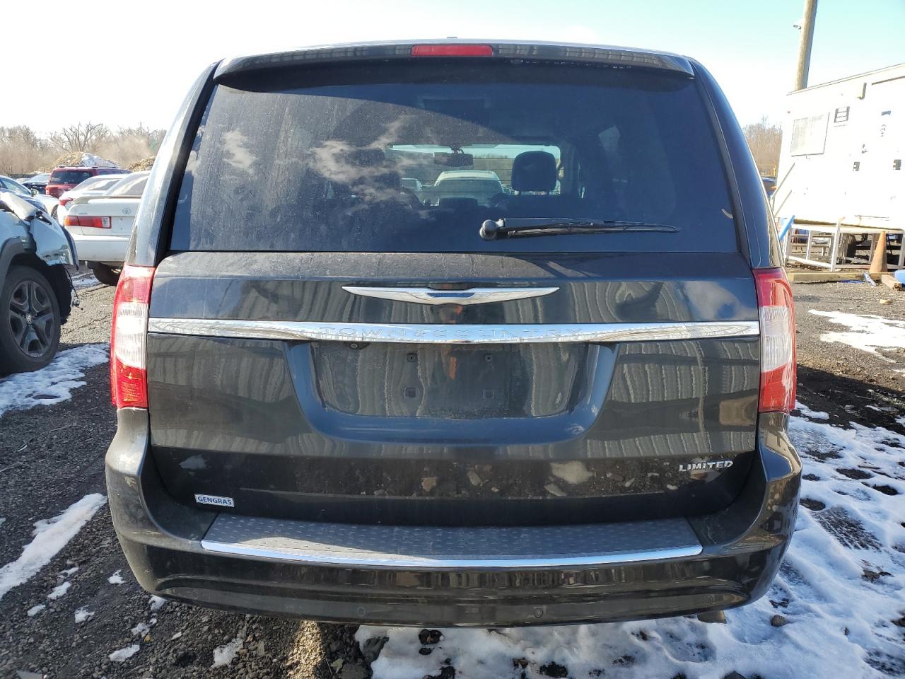 2015 Chrysler Town & Country VIN 2C4RC1GGXFR619226 Copart auction photo, front end damage thumbnail 6