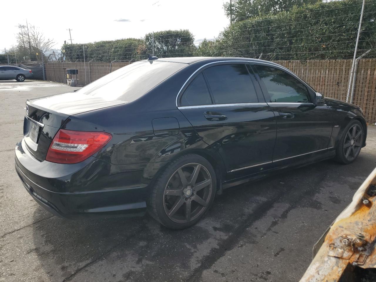 2012 Mercedes-Benz C-klasse VIN WDDGF4HB1CA629328 Copart auction photo, side damage thumbnail 3