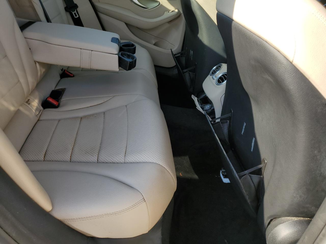 2015 Mercedes-Benz C-klasse VIN 55SWF4KB5FU024382 Copart auction photo, water/flood damage thumbnail 10