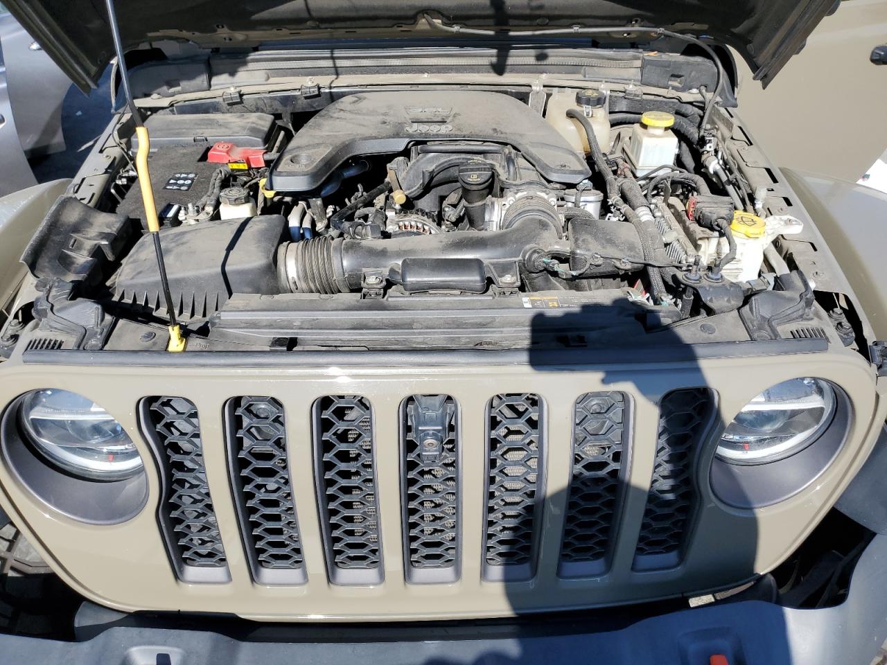 2020 Jeep Gladiator VIN 1C6JJTEG9LL208784 Copart auction photo, all over damage thumbnail 11