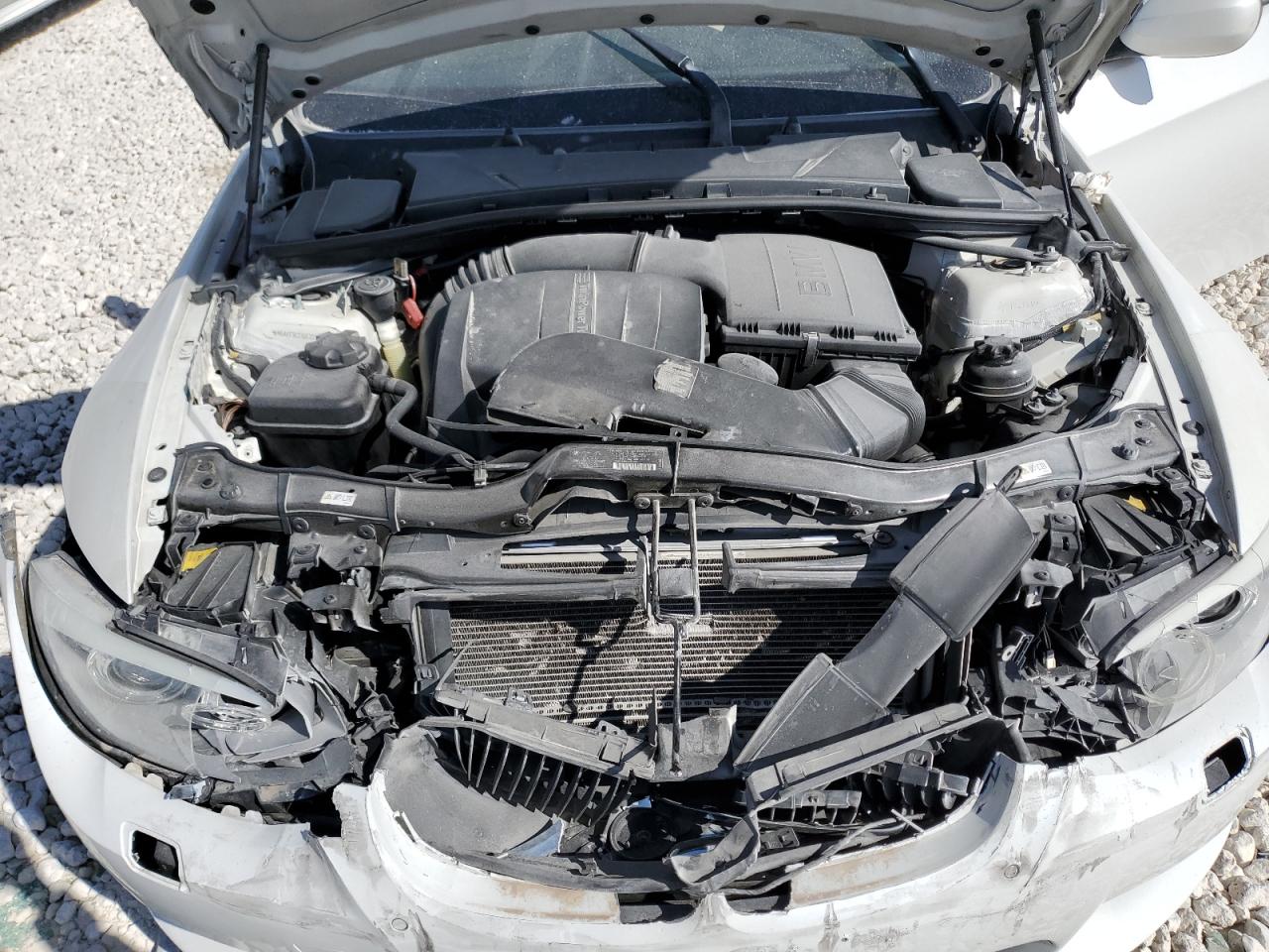 2013 BMW 3er VIN WBAKF9C51DE859963 Copart auction photo, front end damage thumbnail 11