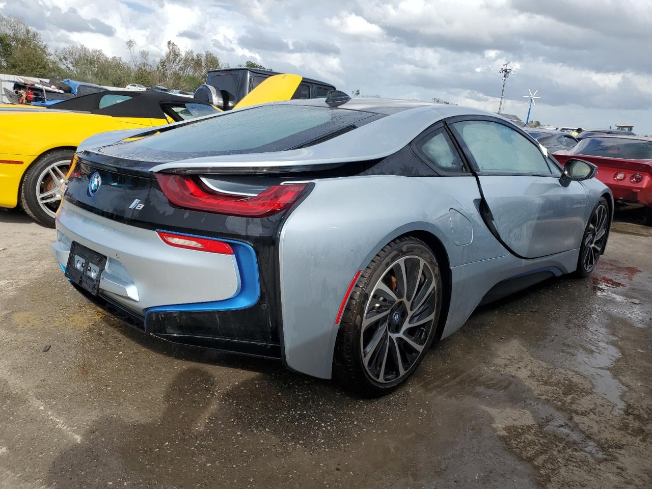2015 BMW i8 VIN WBY2Z2C58FVX64920 Copart auction photo, water/flood damage thumbnail 3