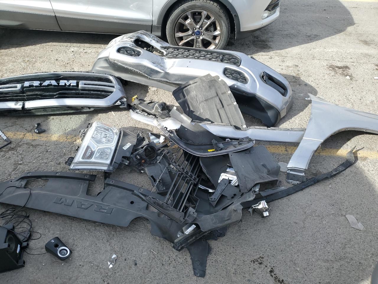 2019 RAM 1500 VIN 1C6RREBT2KN924194 Copart auction photo, front end damage thumbnail 12