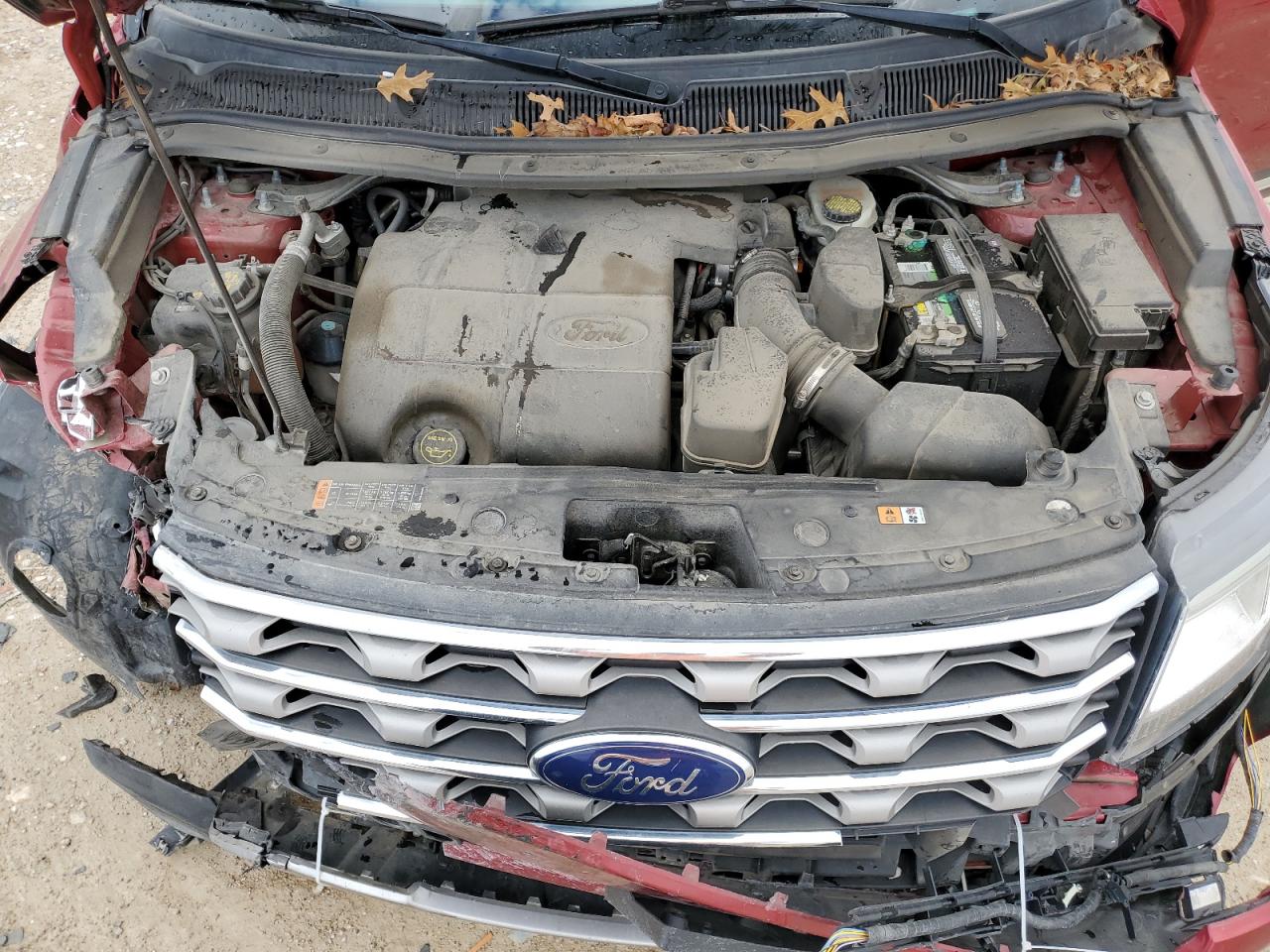 2017 Ford Explorer VIN 1FM5K7D81HGD16711 Copart auction photo, front end / minor dent/scratches damage thumbnail 13