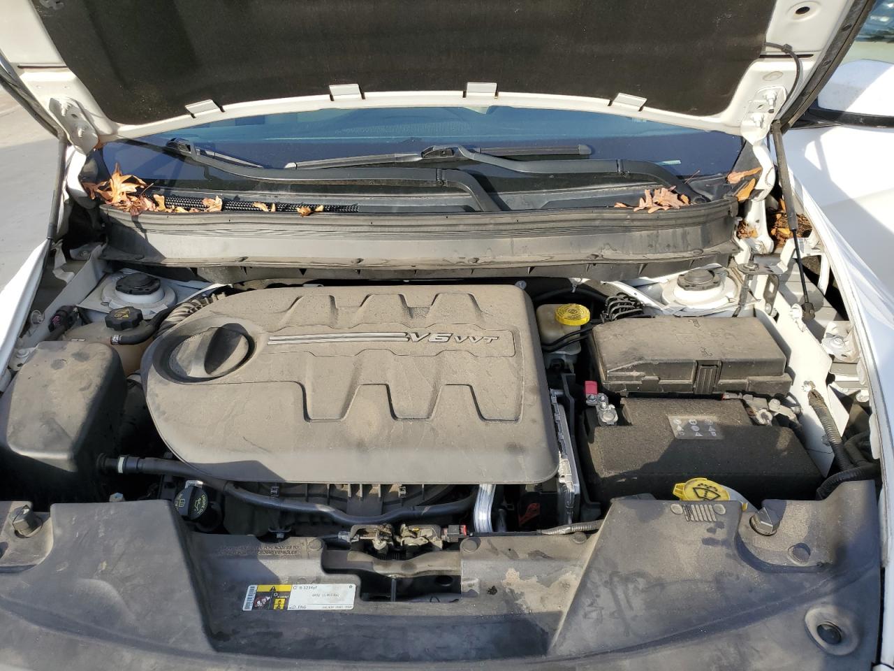 2015 Jeep Grand Cherokee VIN 1C4PJLCS0FW507934 Copart auction photo, all over damage thumbnail 12