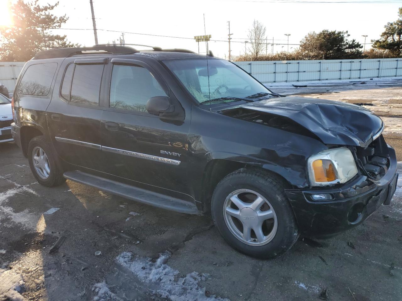 2006 GMC Envoy VIN 1GKET16S766142139 Copart auction photo, front end damage thumbnail 4