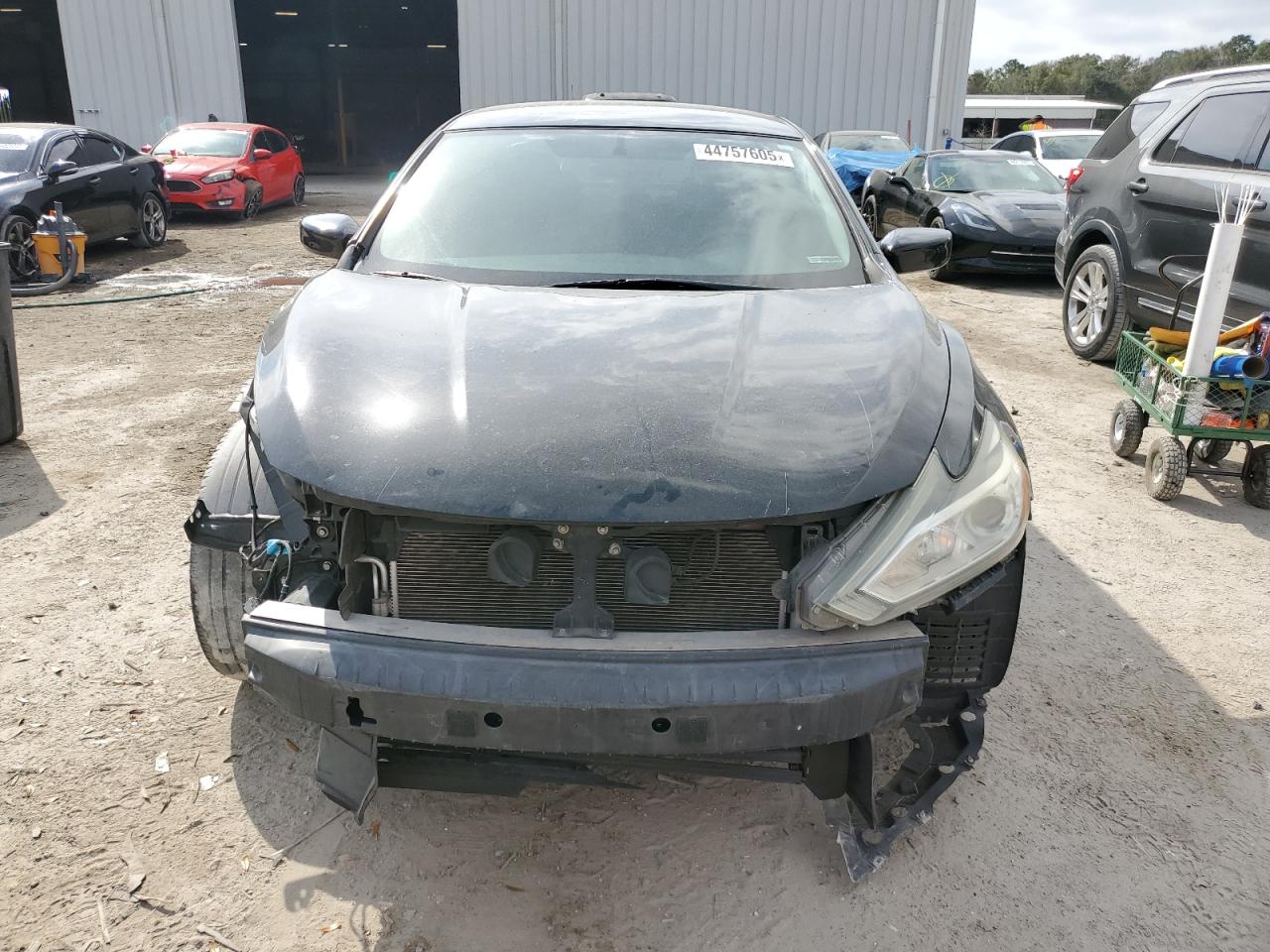 2017 Nissan Altima VIN 1N4AL3AP8HC477641 Copart auction photo, front end damage thumbnail 5