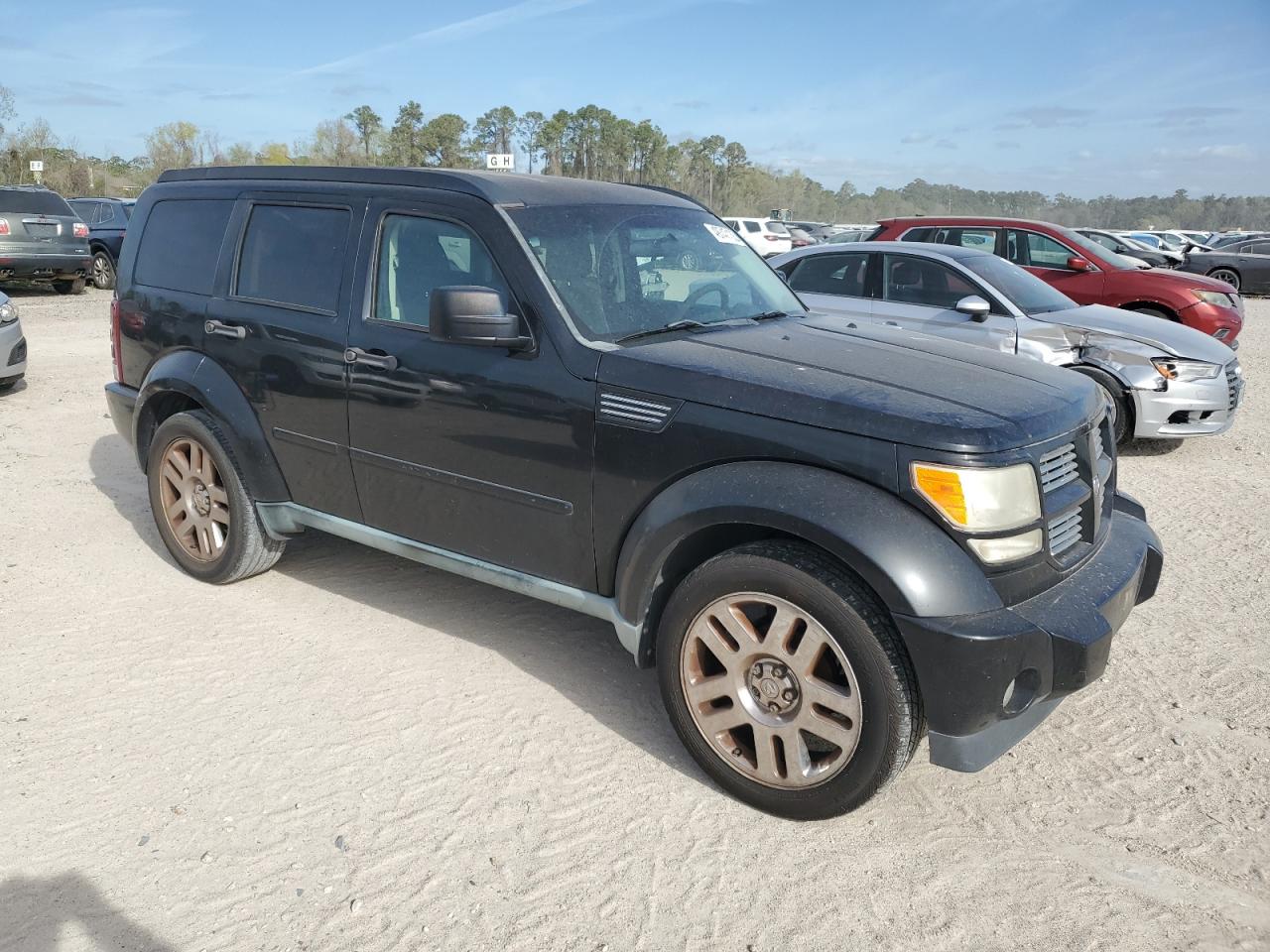 2011 Dodge Nitro VIN 1D4PT4GK8BW599169 Copart auction photo, normal wear / minor dent/scratches damage thumbnail 4