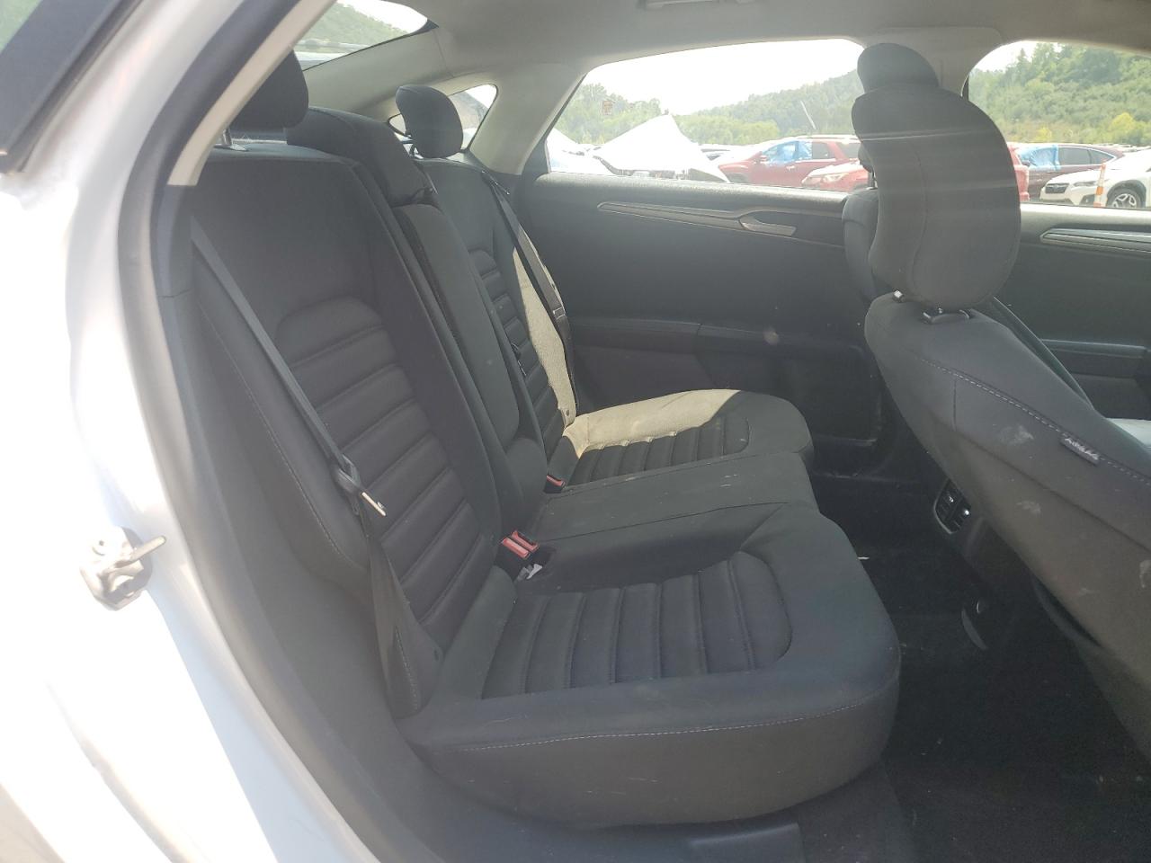 2019 Ford Fusion VIN 3FA6P0LU5KR143779 Copart auction photo, all over damage thumbnail 10