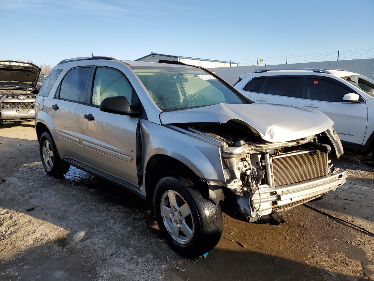 2007 Chevrolet Equinox VIN 2CNDL13F176015604 Copart auction photo, front end damage thumbnail 4